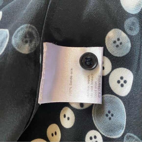 Akris Punto 100% Silk black button Long Sleeve Printed Blouse Size 10 medium - Picture 5 of 7